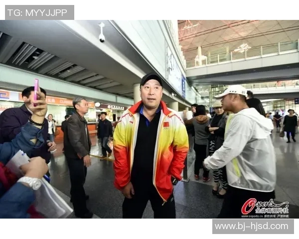 成都羽毛球队进攻战术解析与热点动态全景探讨